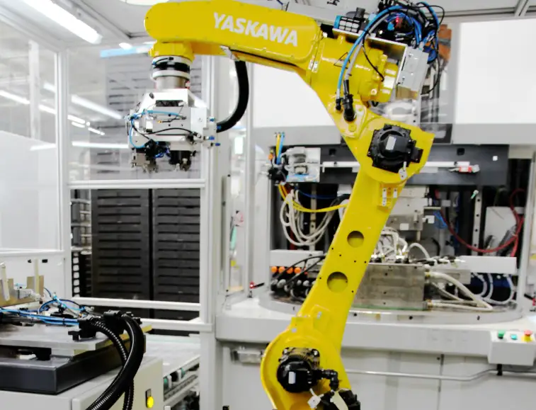 Injection Molding Robotics and Automation